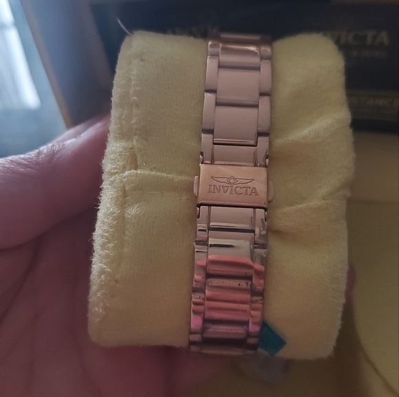 Invicta Rose Gold watch - Picture 3 of 6